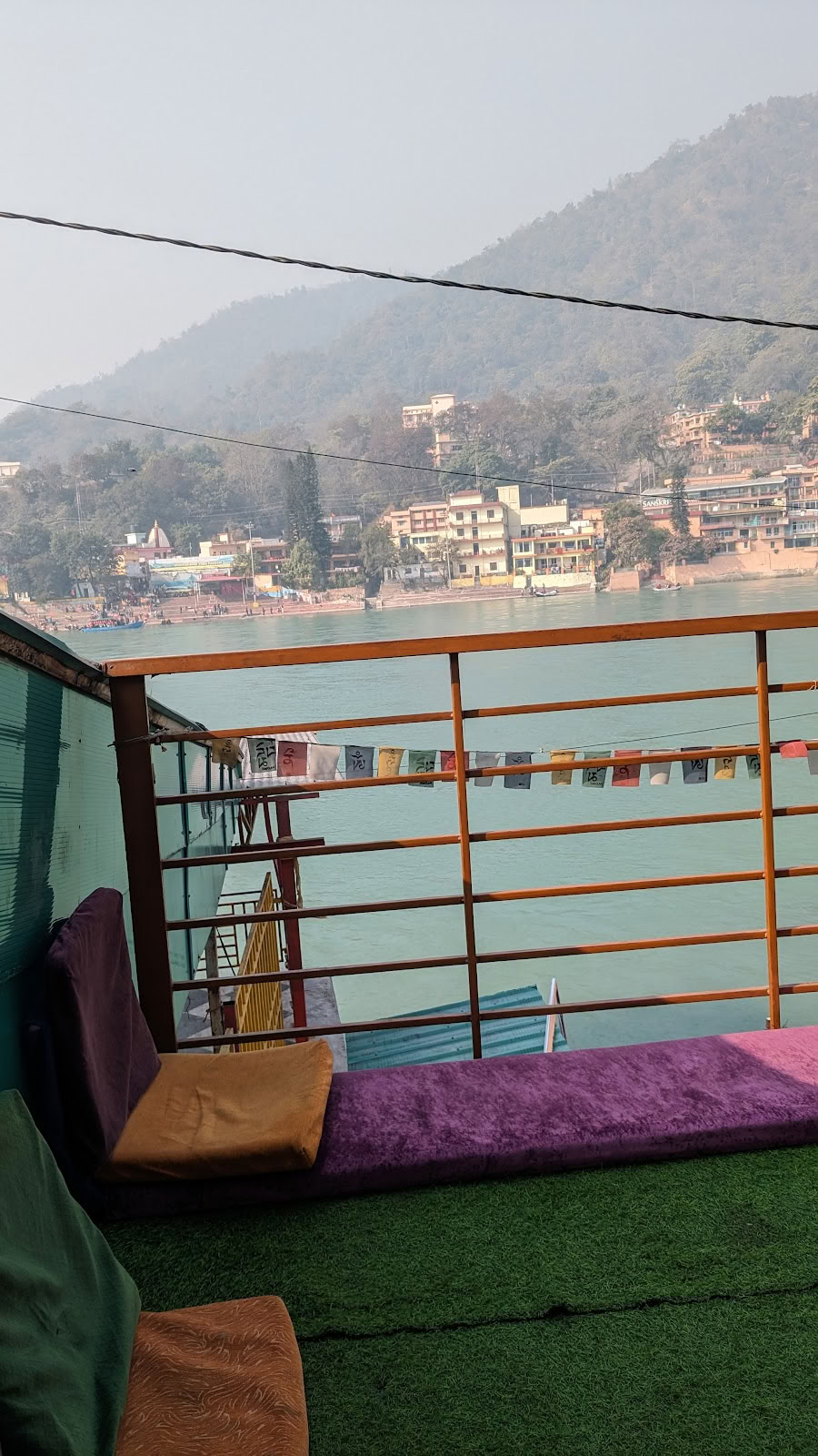 Rishiganga Yogshala - Escuela de Formación de Profesores de Yoga y Retiros de Yoga en Rishikesh