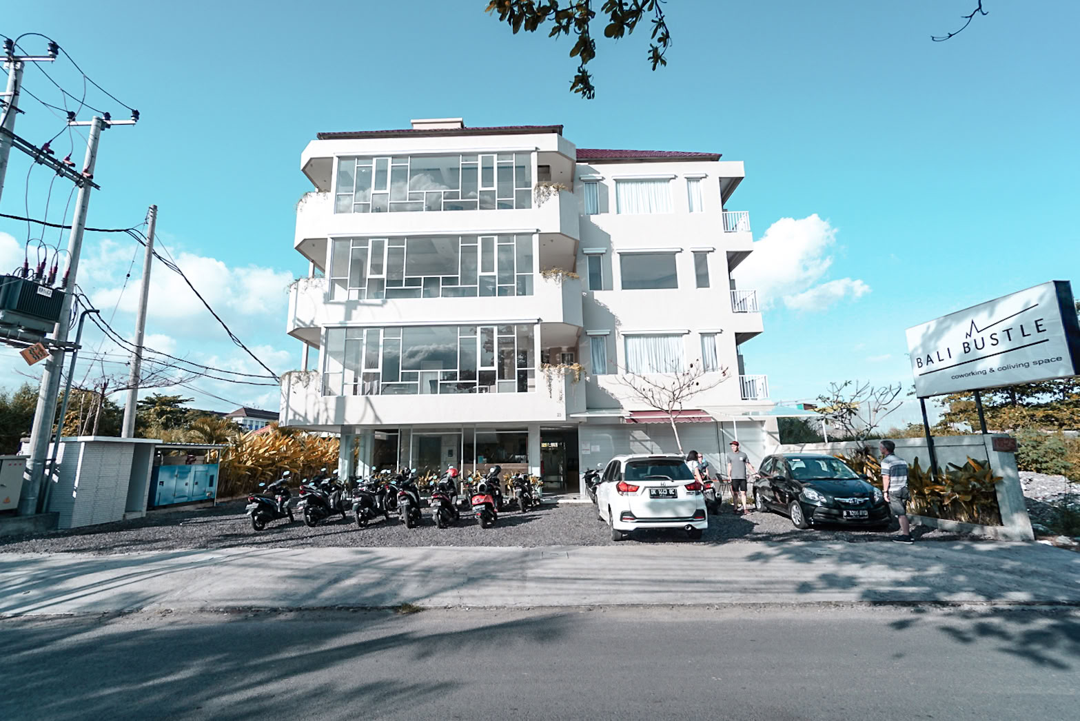 Bali Bustle Espacio de coworking y coliving Bali