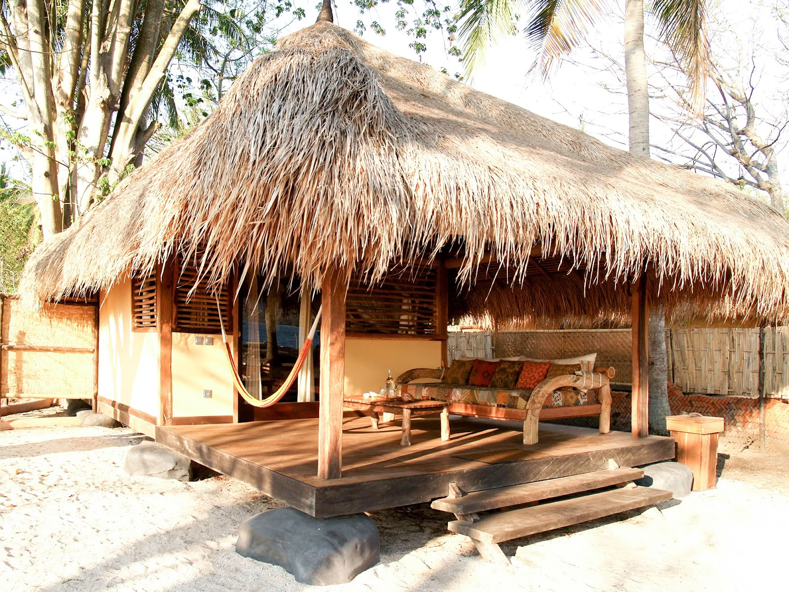 Gili Asahan Eco Lodge y Restaurante