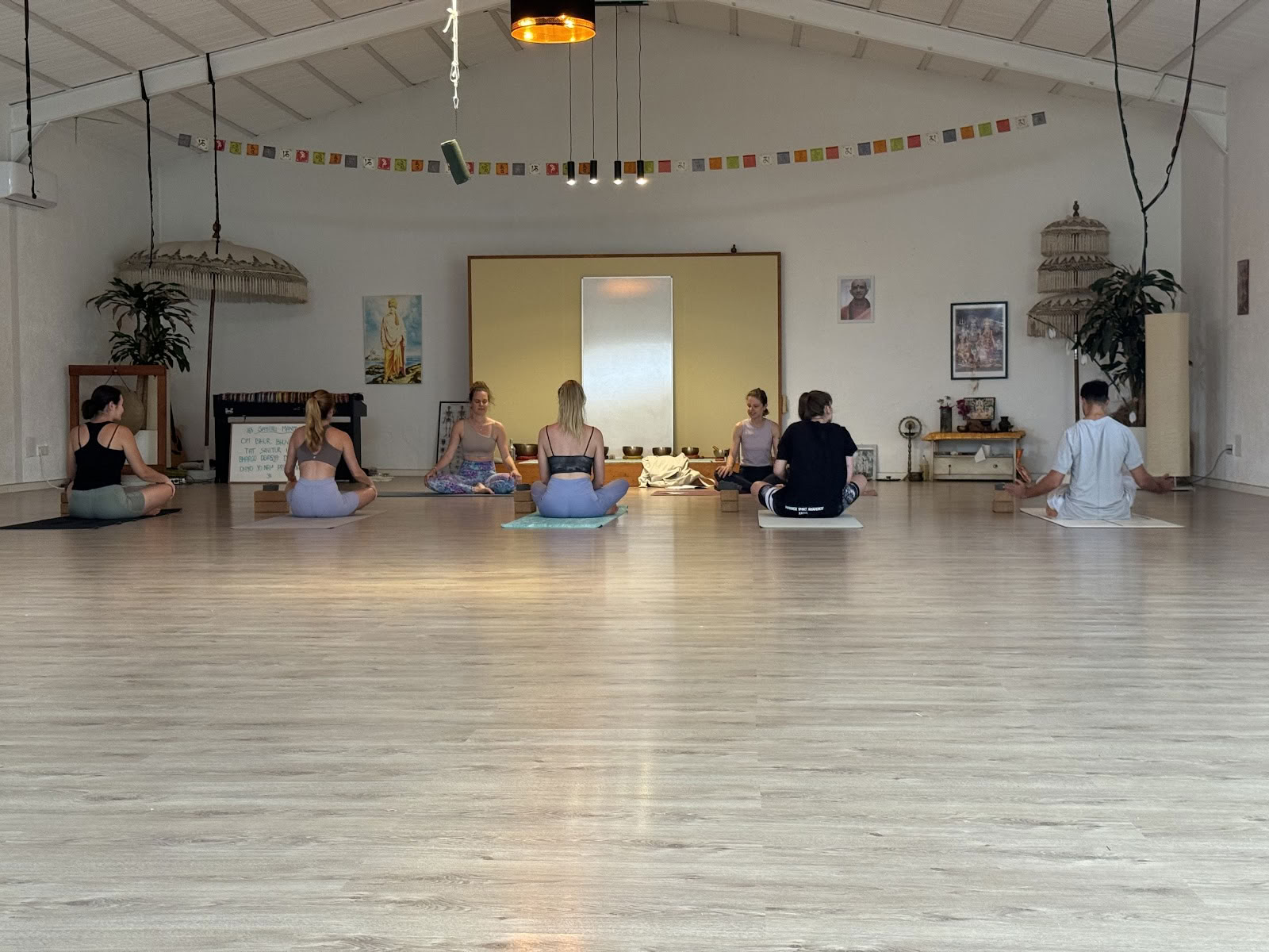Escuela internacional de formación de profesores de yoga Green Yoga