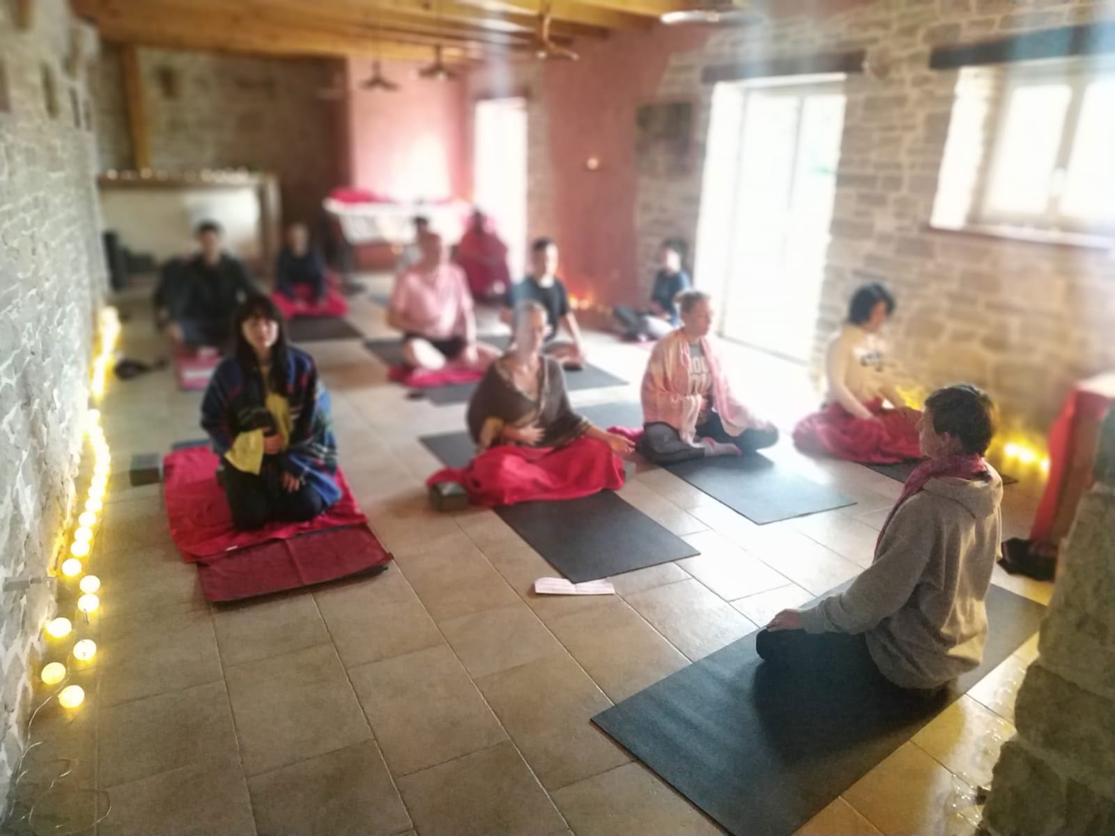 El viajero yogui verde | retiros de yoga en Croacia y más allá