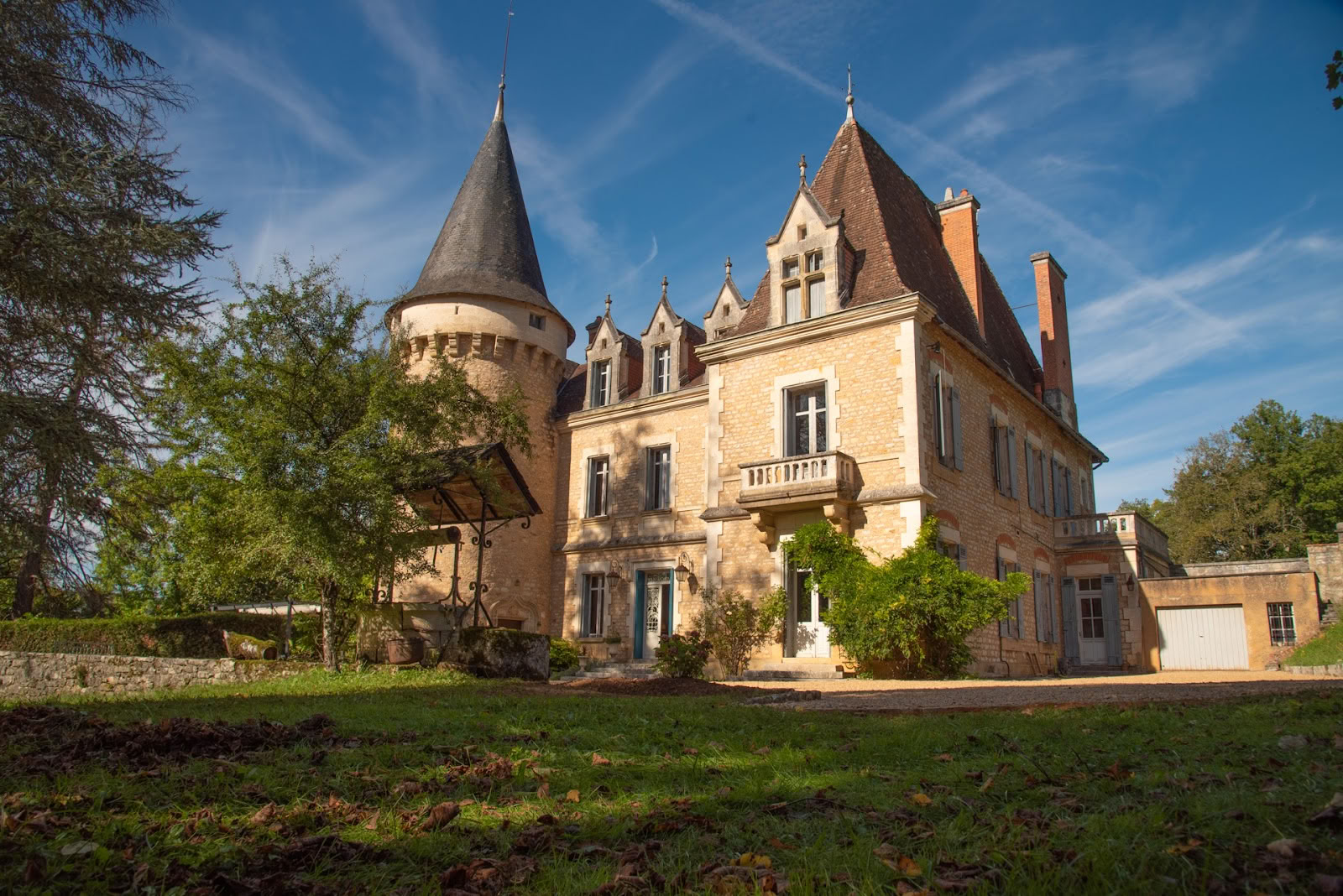 Château de Saint-Germain-des-Prés | Manor & Maker