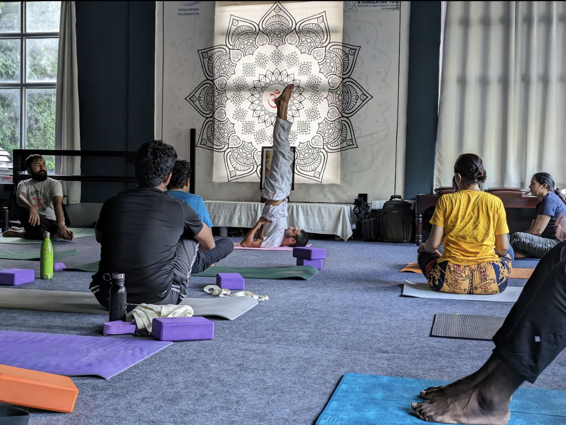 Un Instituto Yóguico del Himalaya en Rishikesh