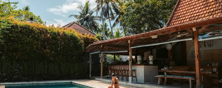 Pelan Pelan Bali Campamento de Surf y Retiro de Yoga