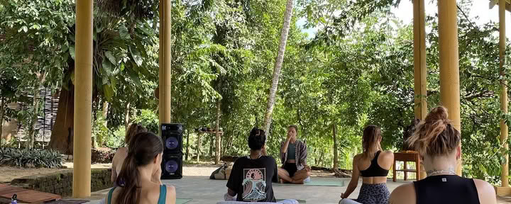 Senses - Estudio de yoga y formación de profesores de yoga