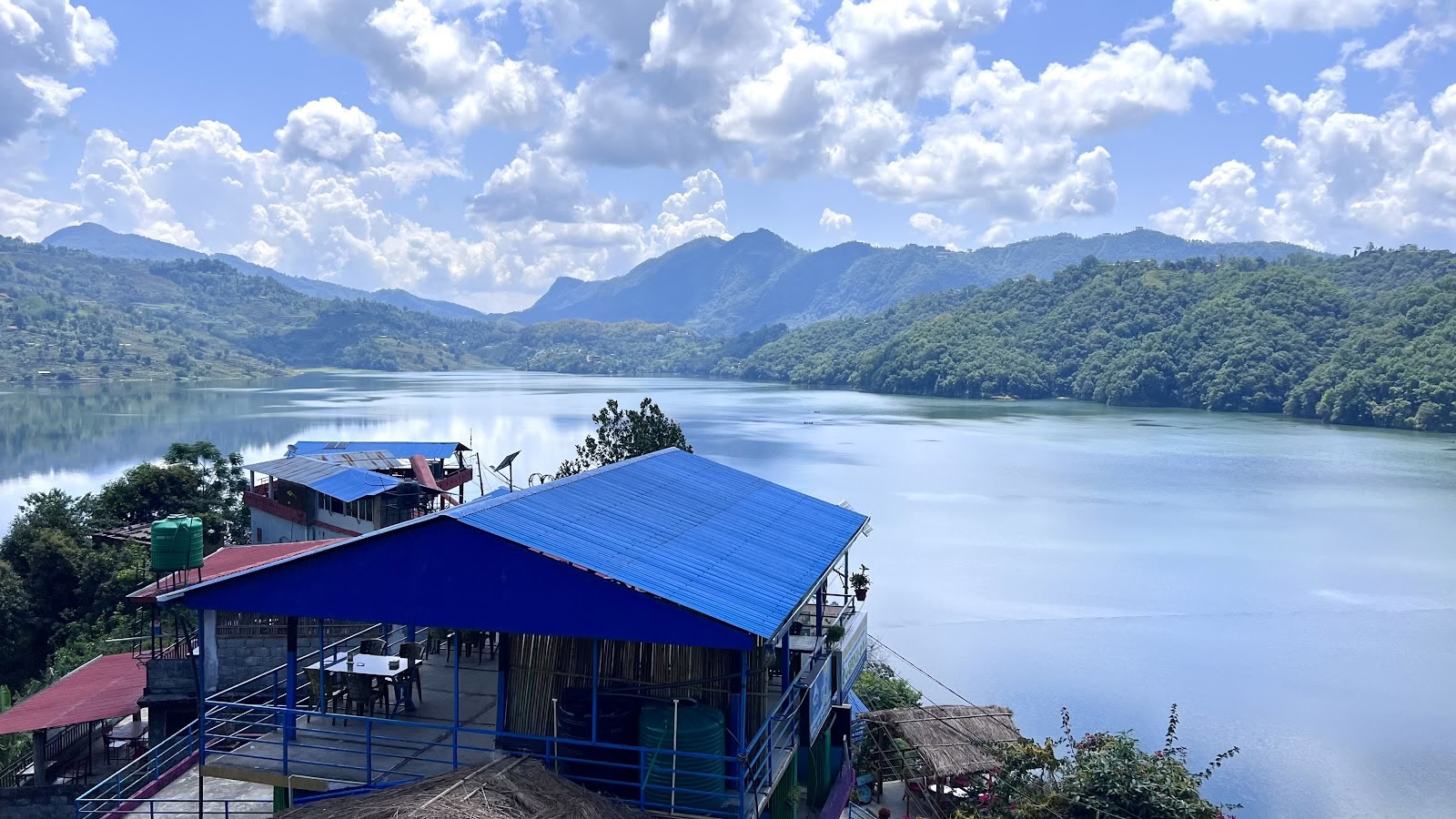Shivalaya Yoga Ashram en Nepal - Formaciones de profesores de yoga y retiros