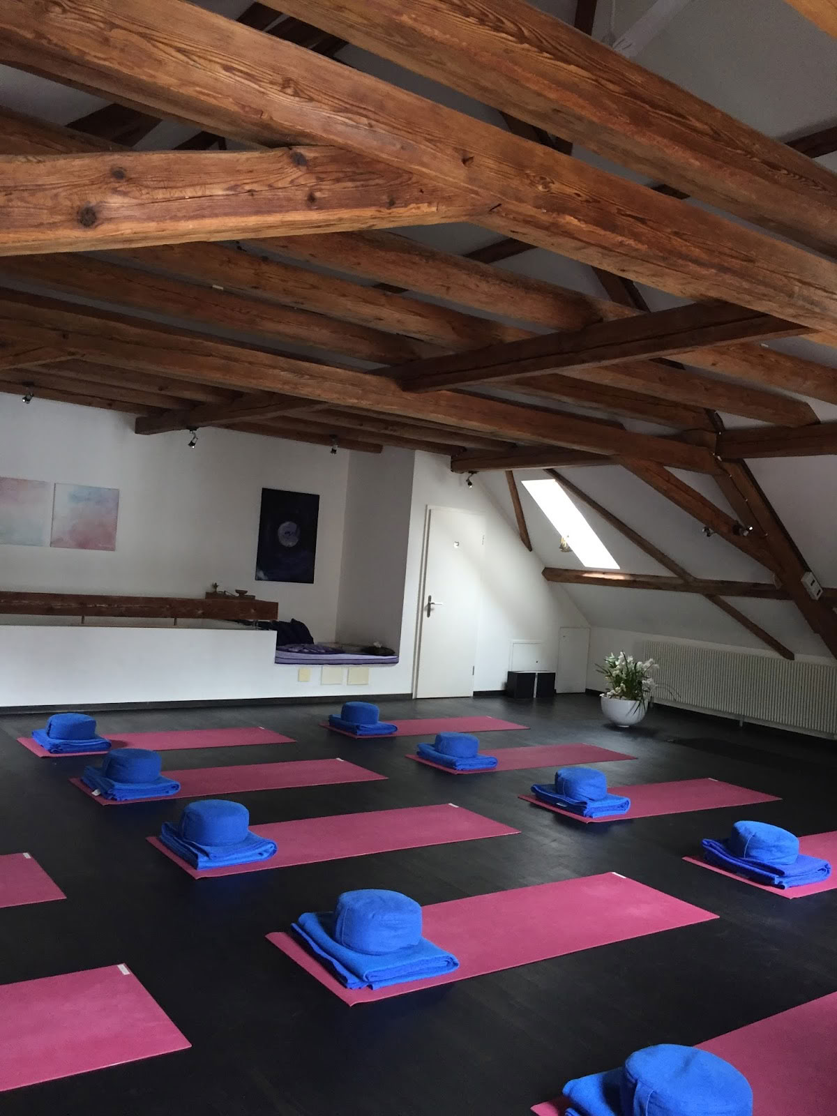 Círculo de Yoga - Yvonne Bertogg