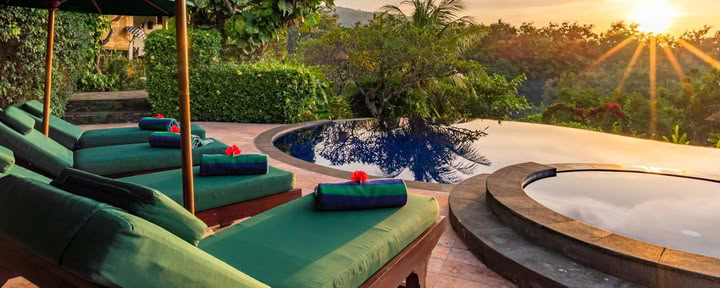 Alamanda Lovina Resort | Retiro de yoga en Bali