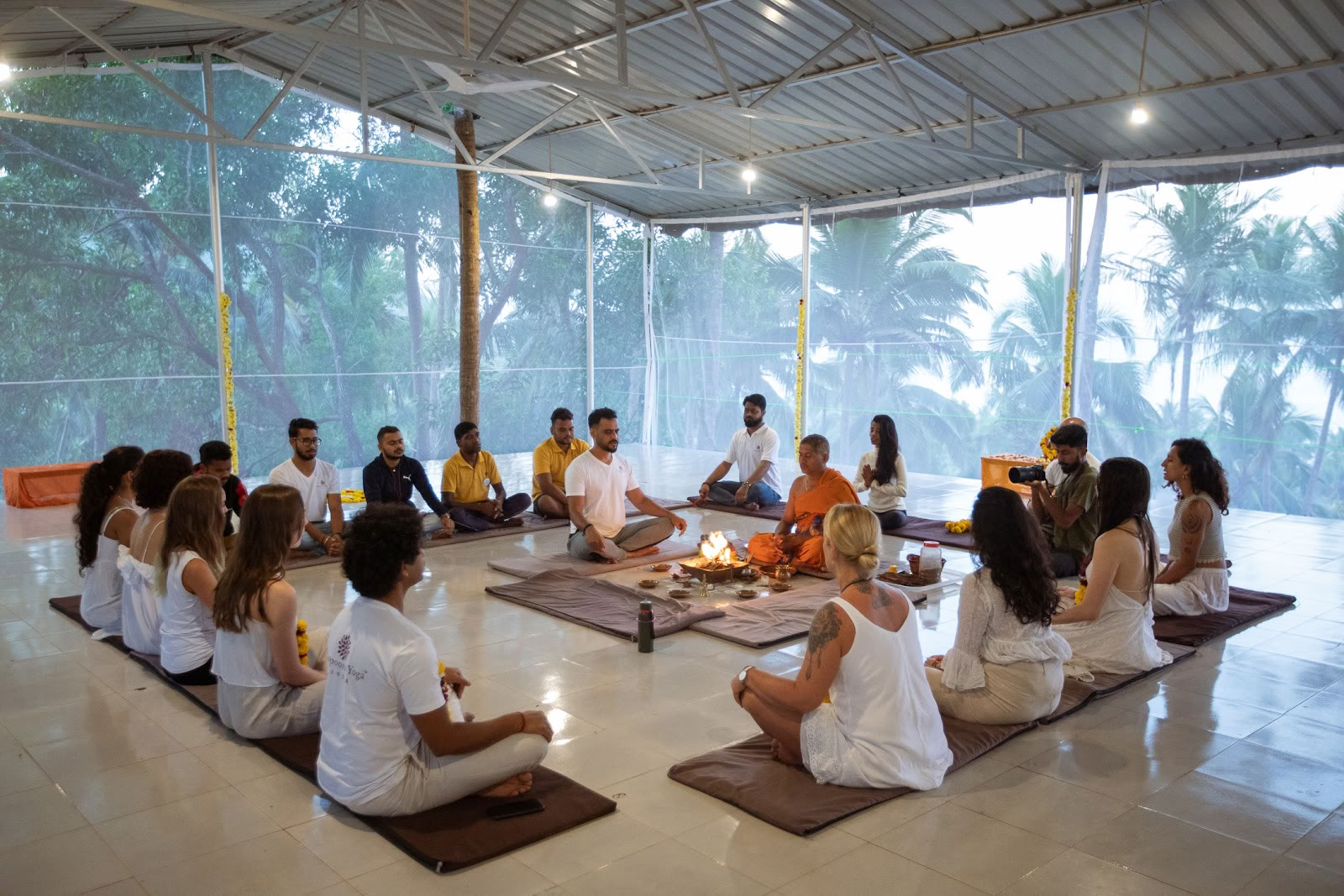 Formación de Profesores de Yoga en Goa - Sampoorna Yoga