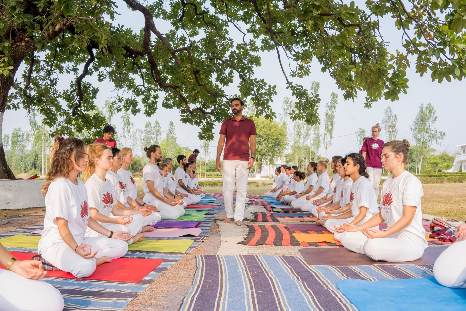 Arhanta - Ashram de formación de profesores de yoga en la India