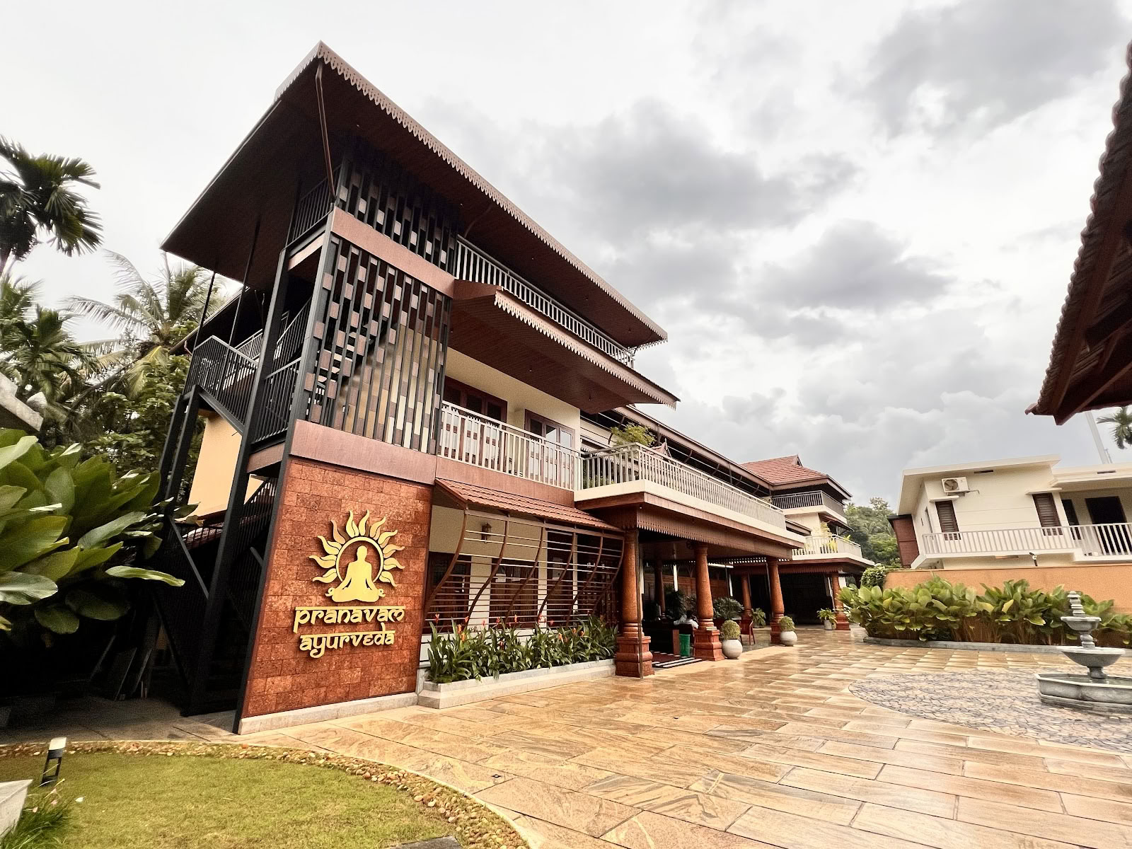 Centro de Tratamientos Pranavam Ayurveda