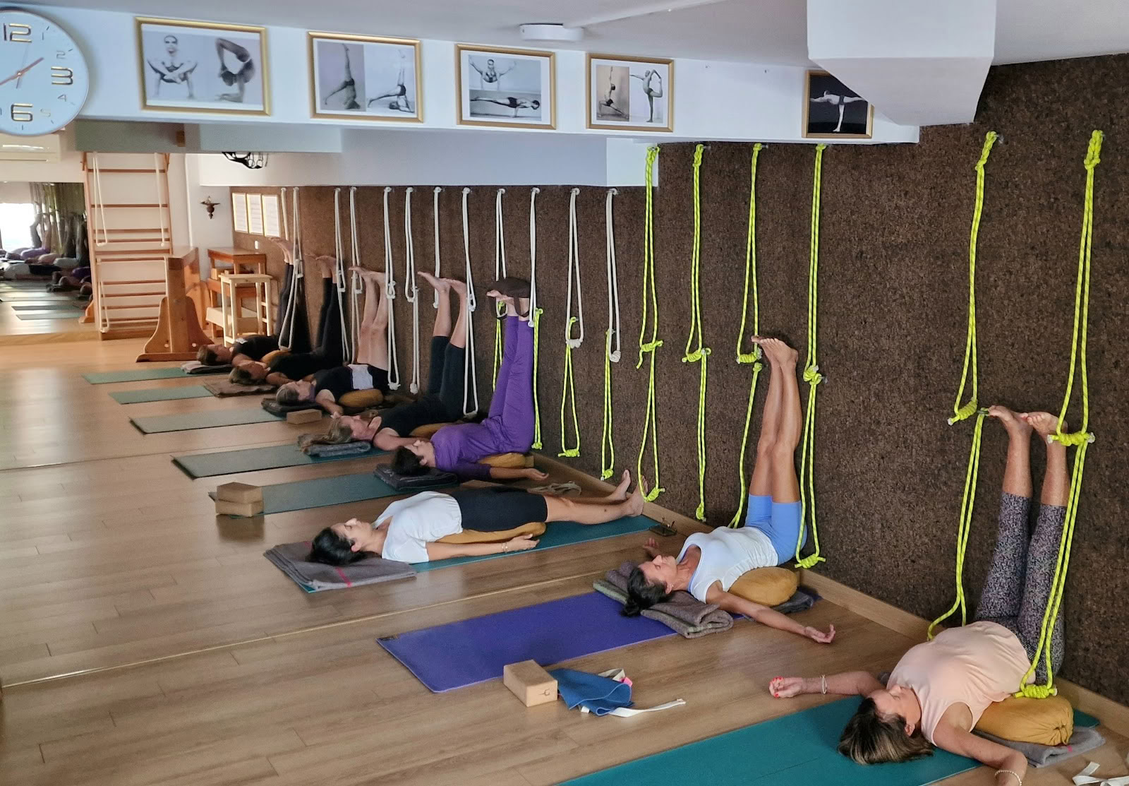 Sol Viegas: Yoga Iyengar y Masajes