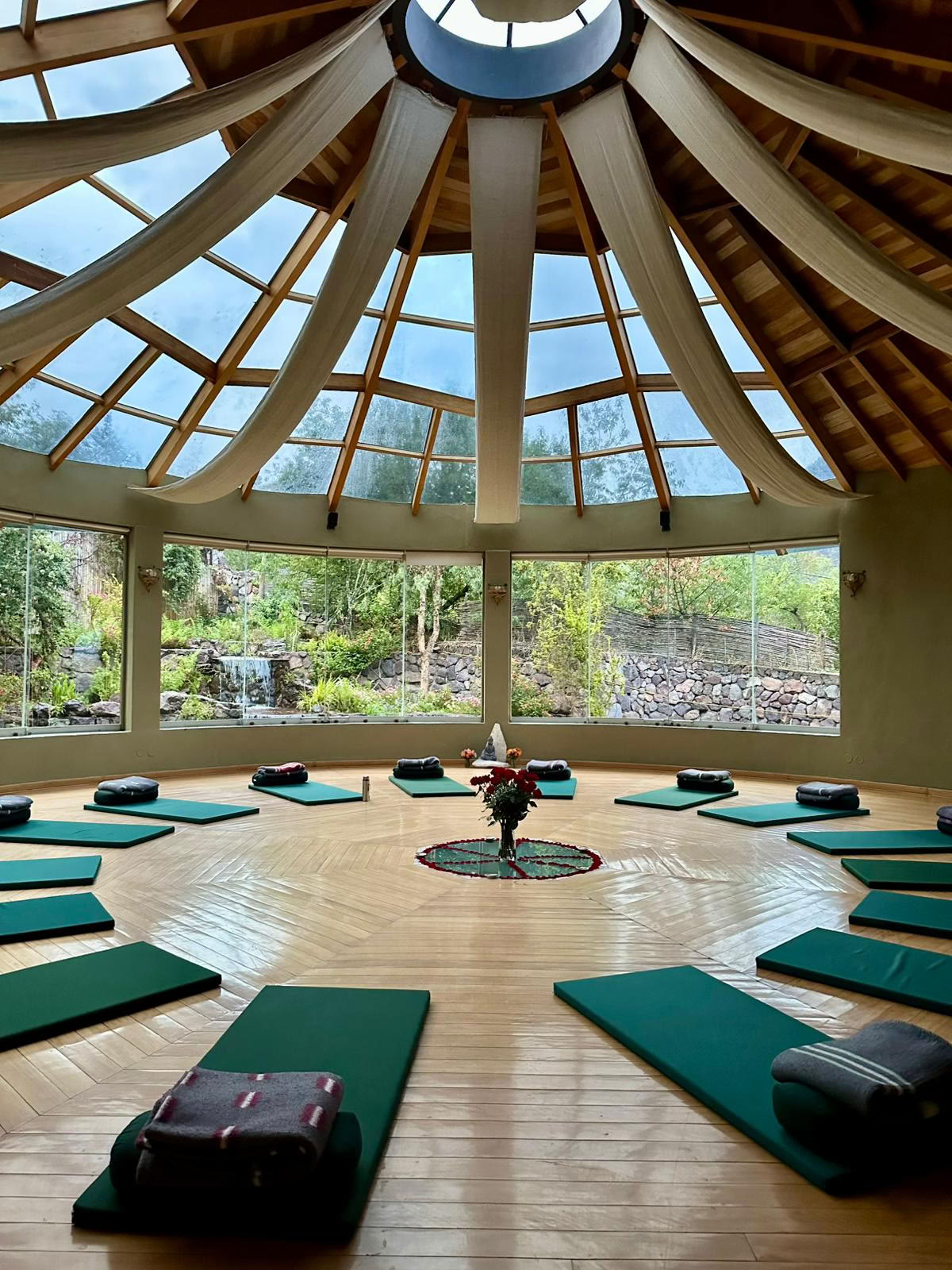 Centro de Retiros y Yoga Munay Sonqo
