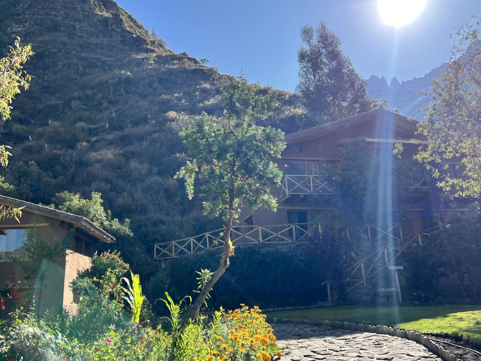 Centro de Retiros y Yoga Munay Sonqo