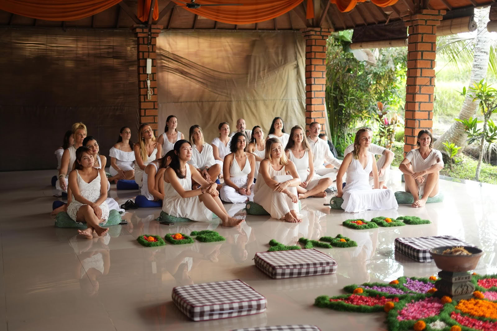Bali Yogpeeth - Formación de profesores de yoga de 200, 300 y 500 horas en Bali