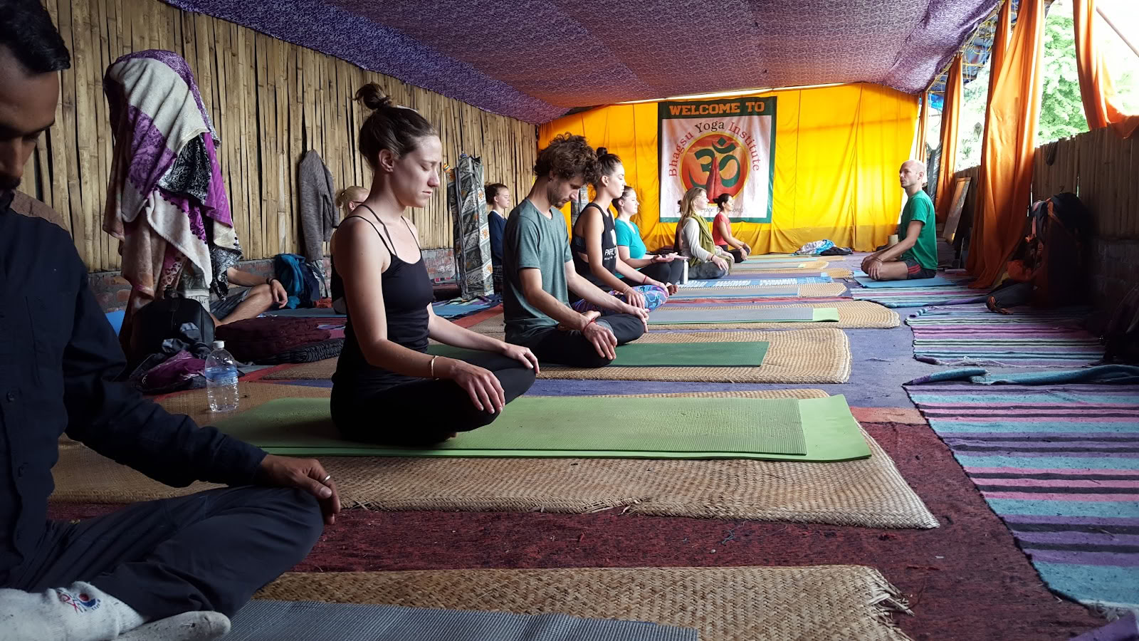 Instituto de Yoga Bhagsu