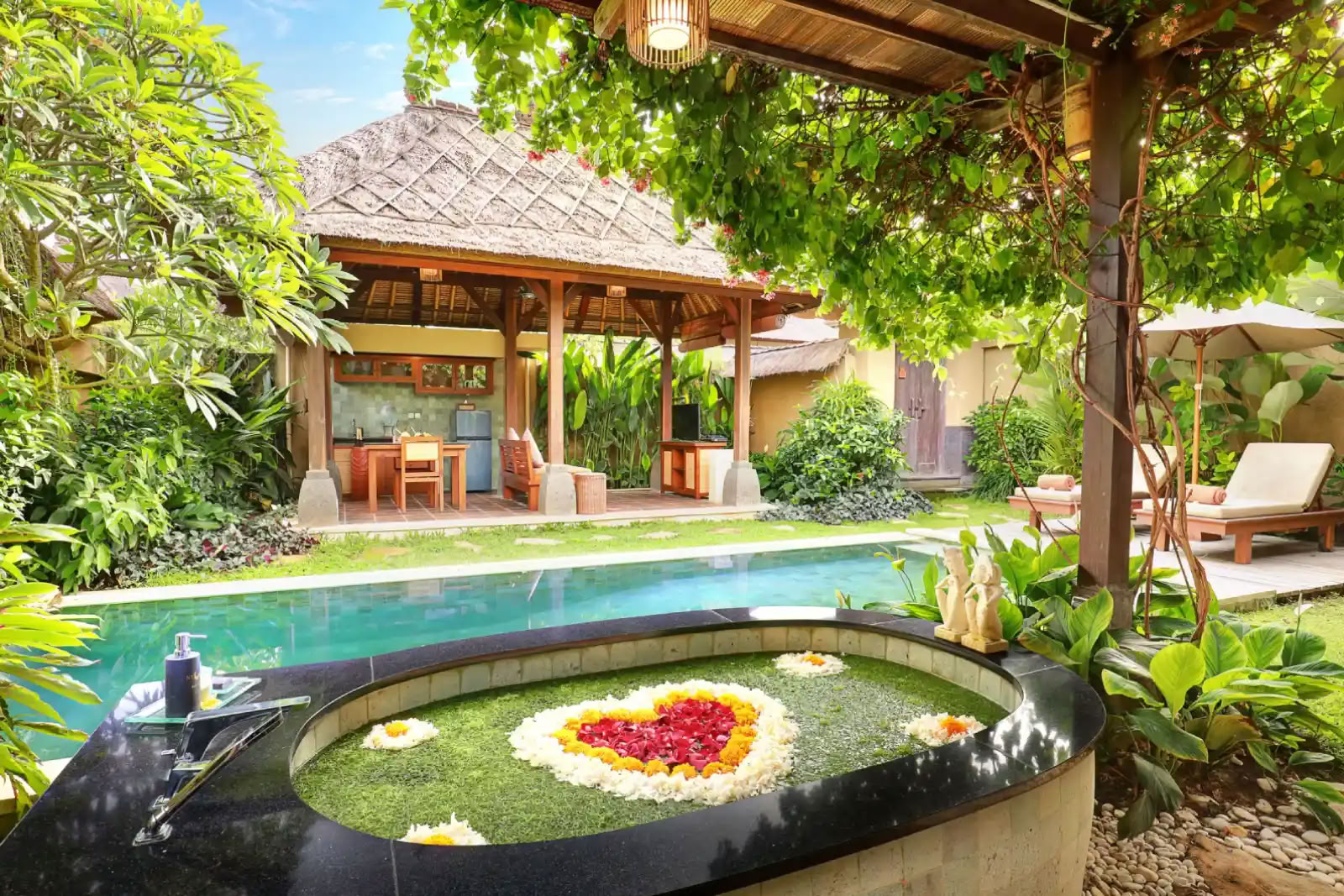 Villa con piscina para luna de miel