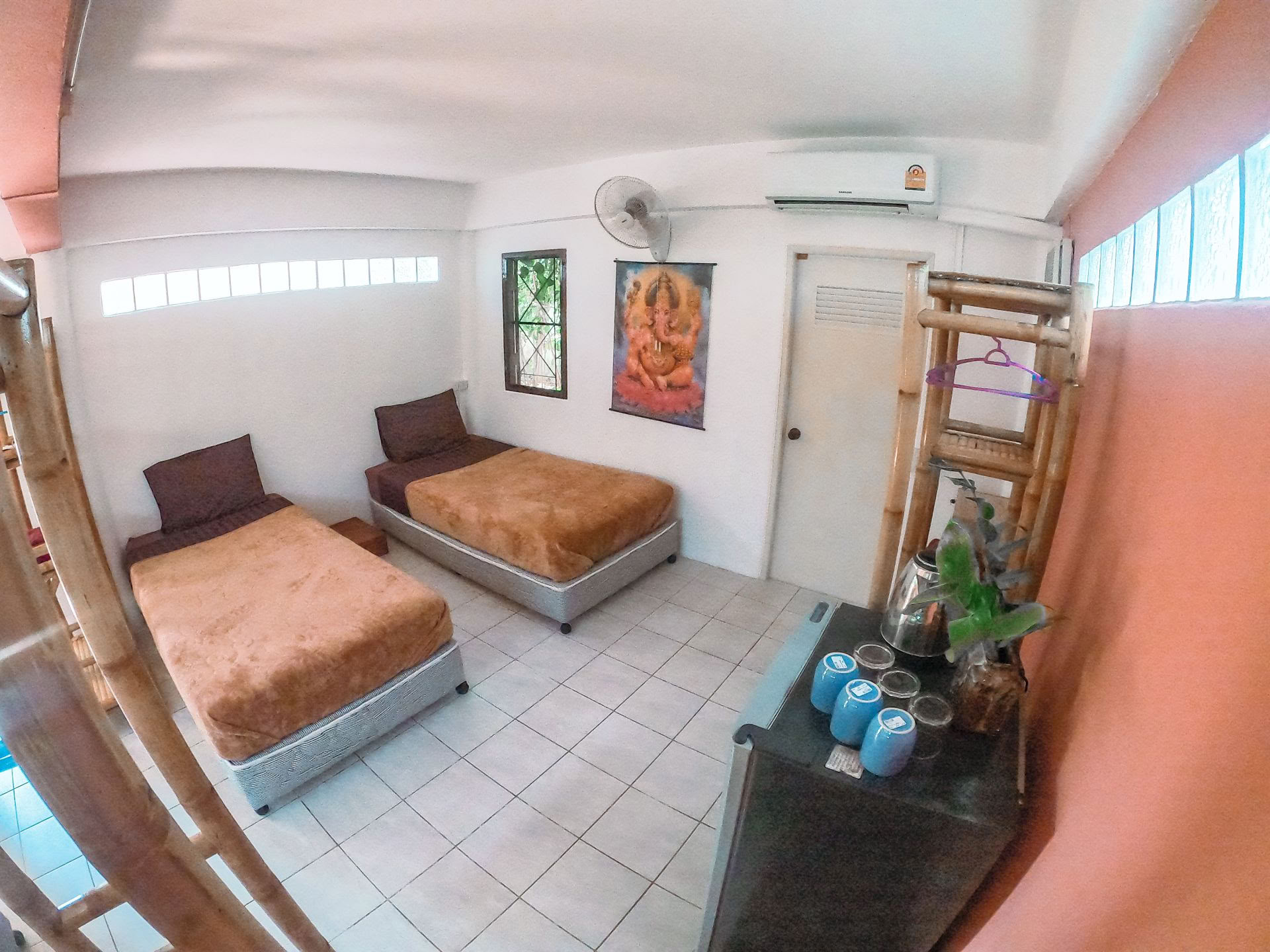 Dormitorio de Yoga