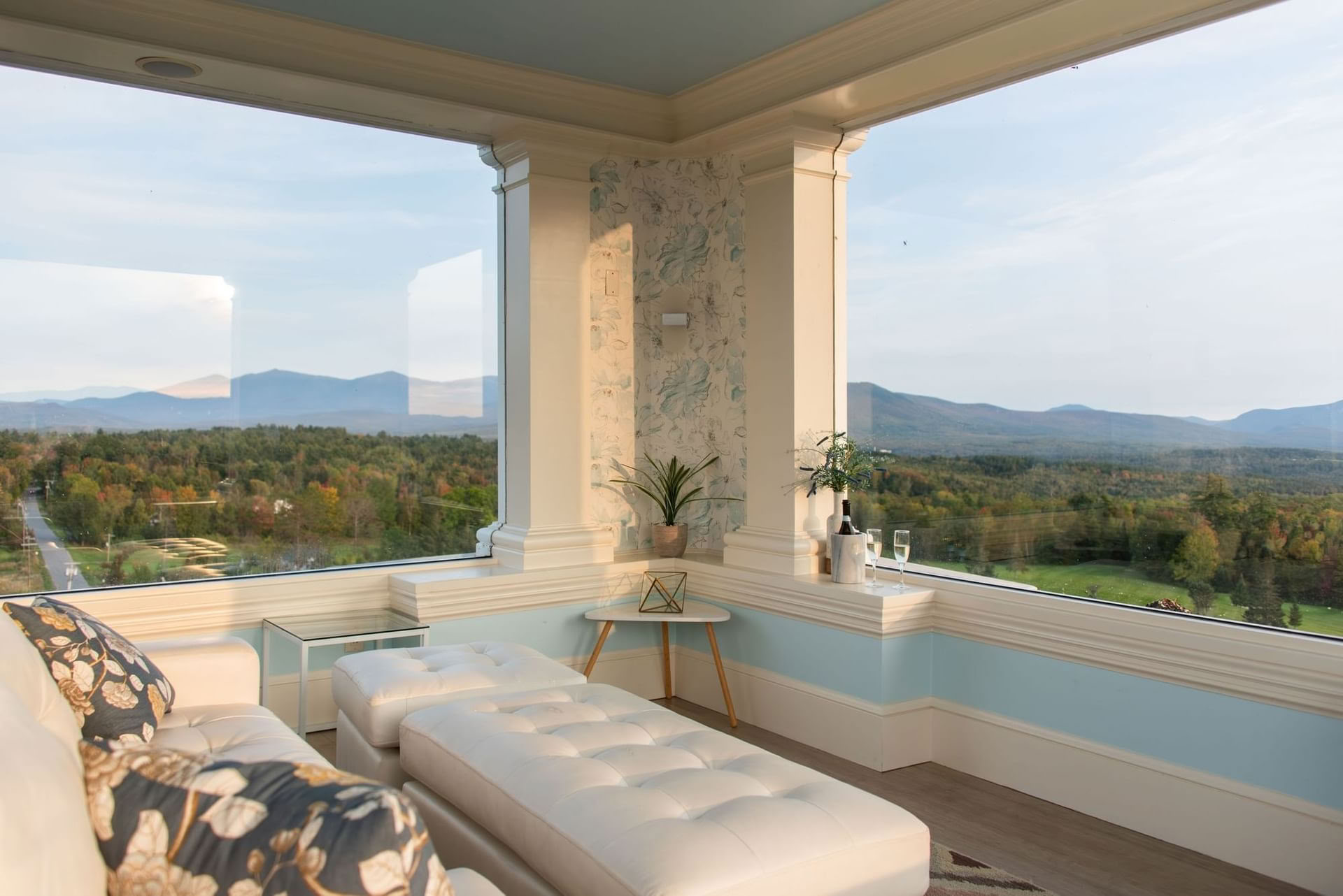 Gran Vista Cama Queen