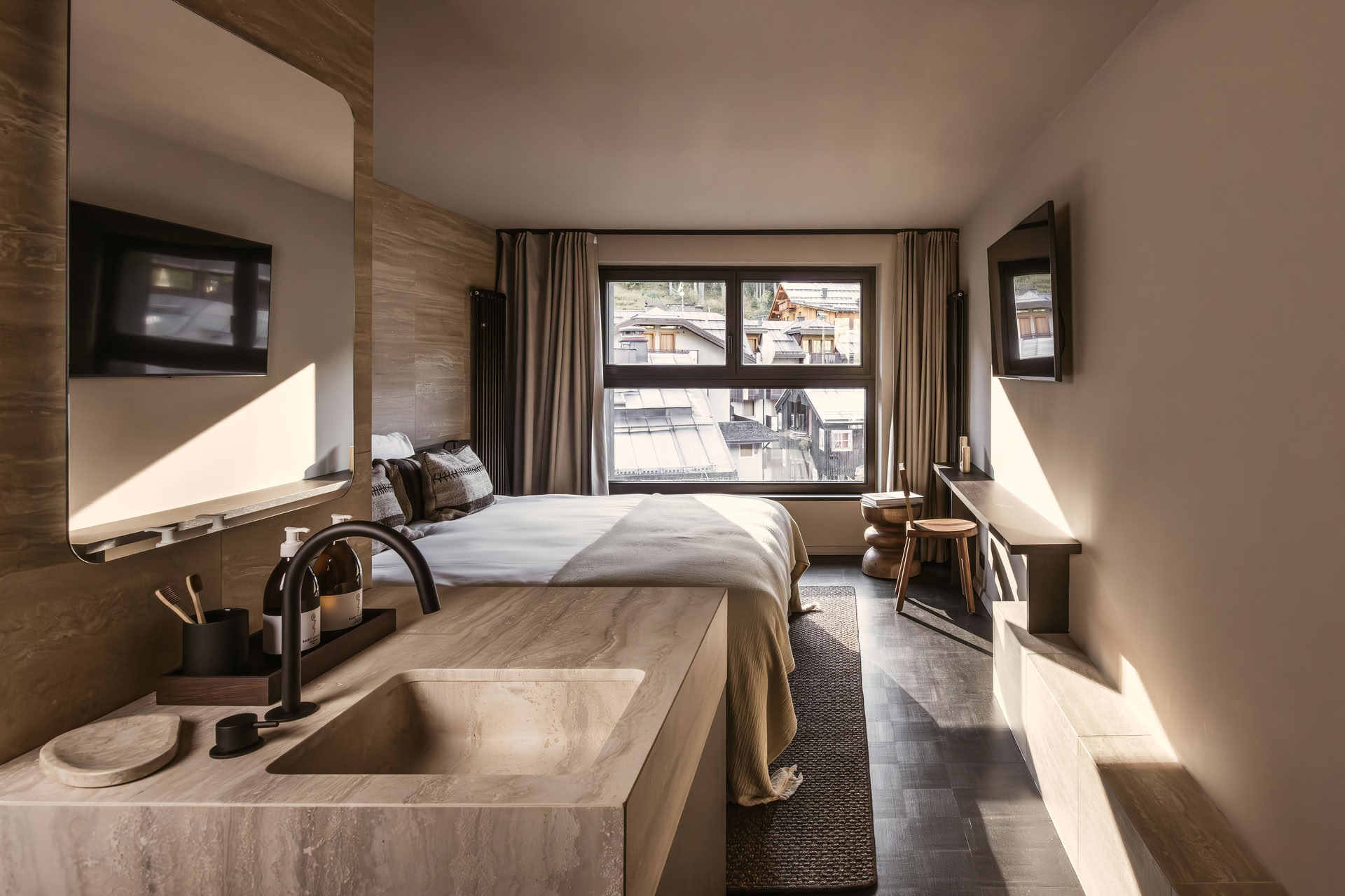 Suite Summit