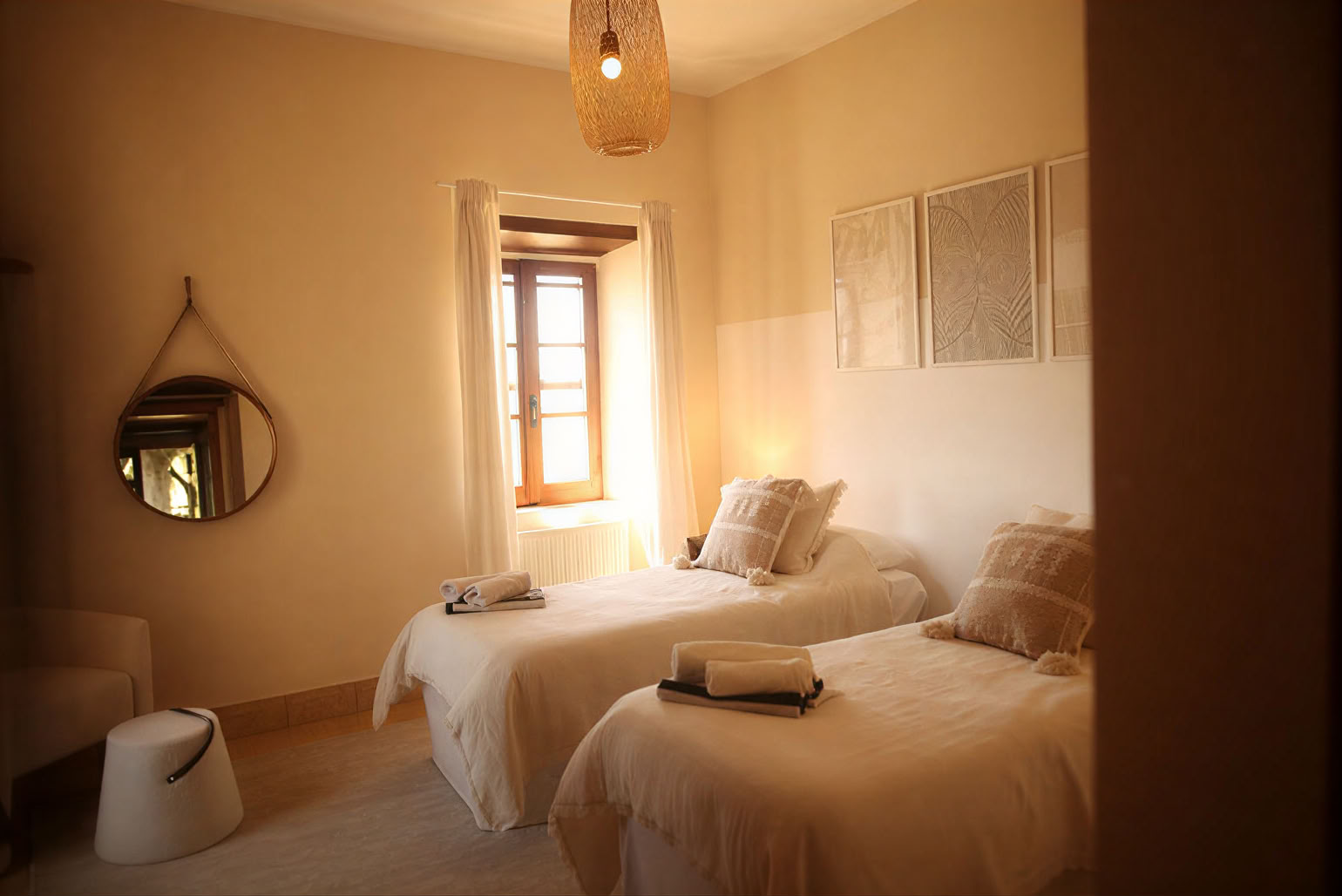 Dormitorio doble o triple compartido