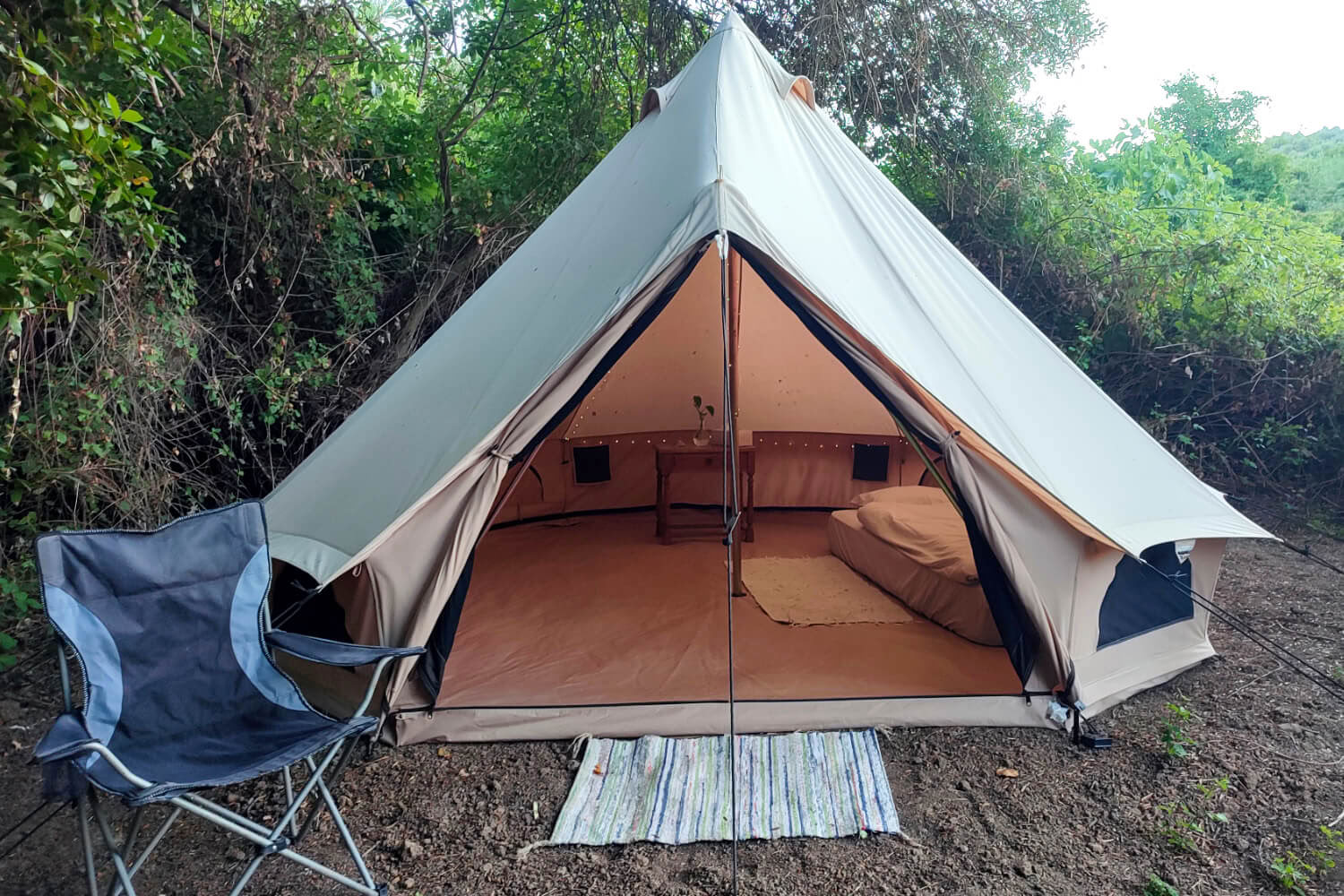 Glamping Bell Tent para 1 huésped con baño exterior