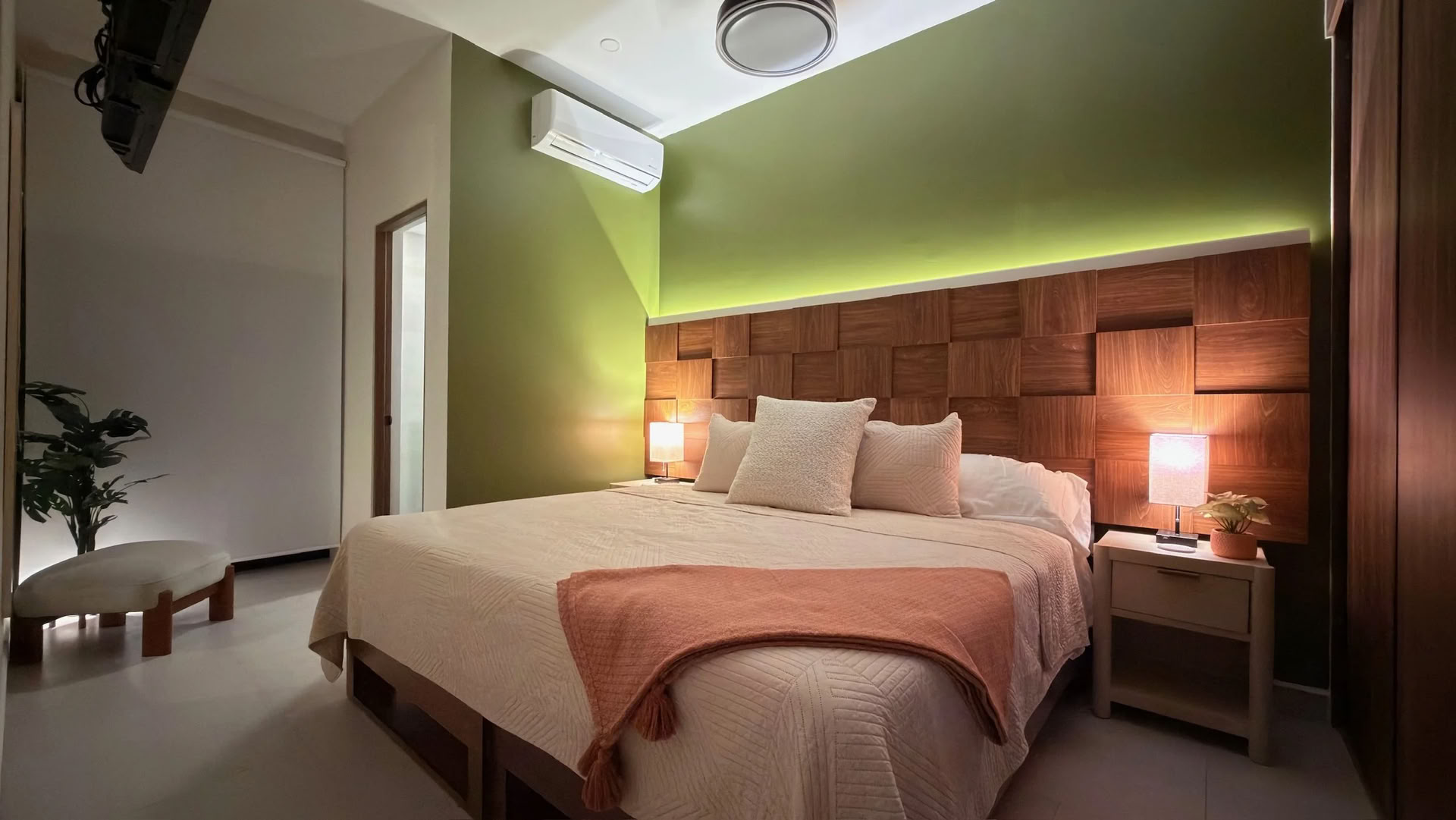 Dormitorio y baño principal