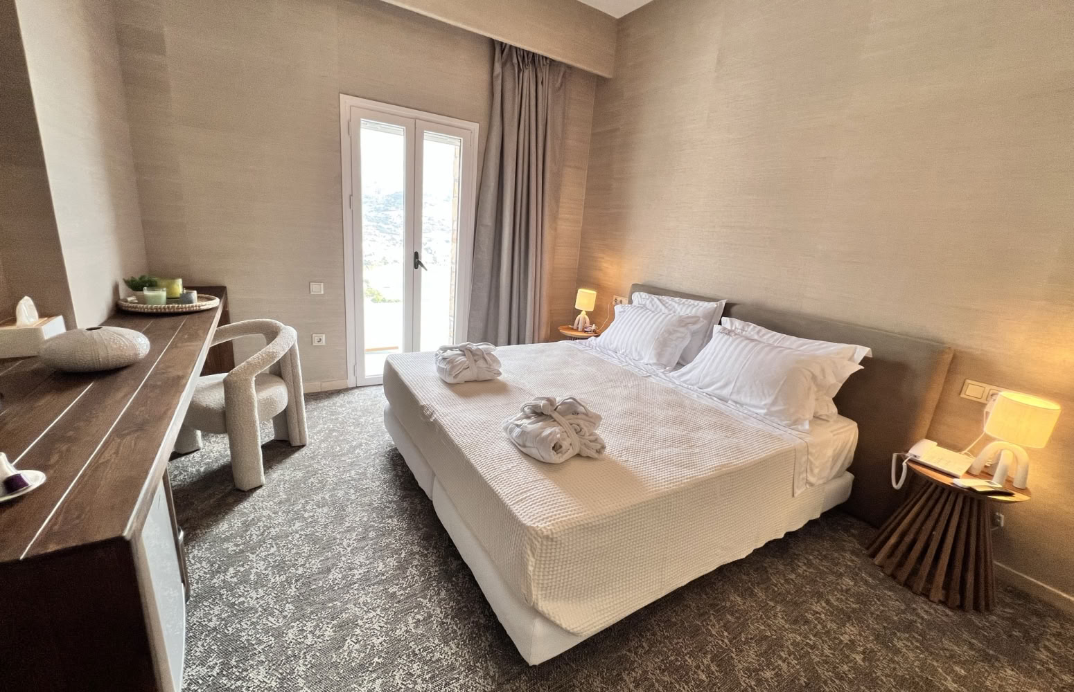 Deluxe con piscina profunda