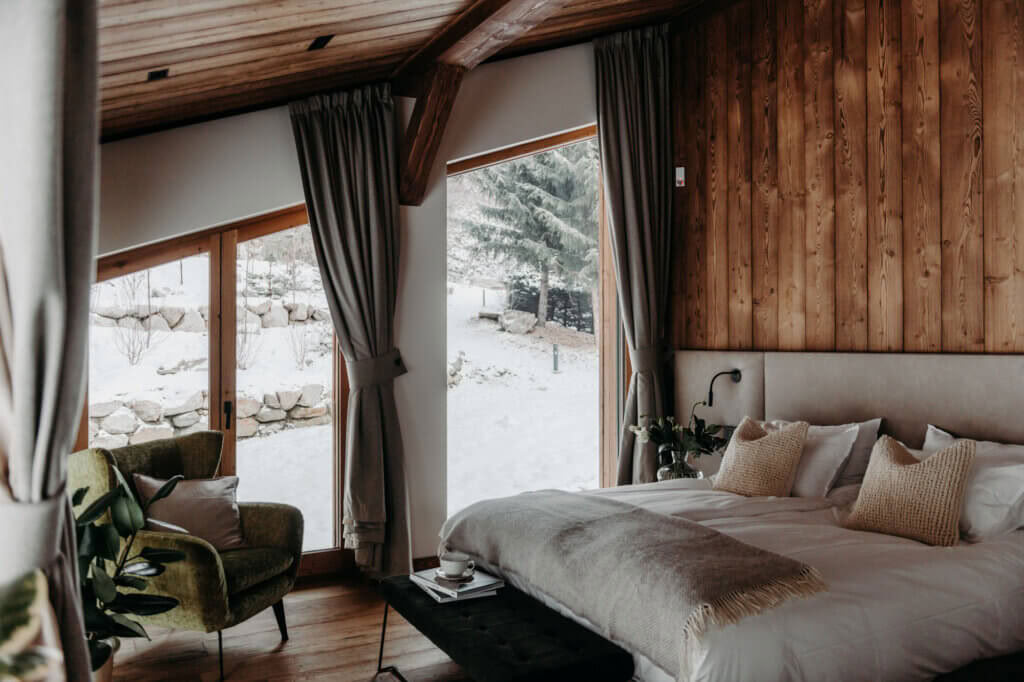 Main Chalet Room 15