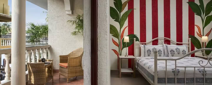 Habitación de lujo con balcón
