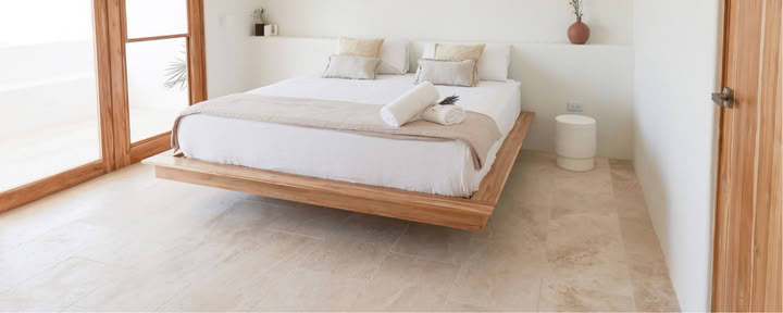 Suite junto a la piscina