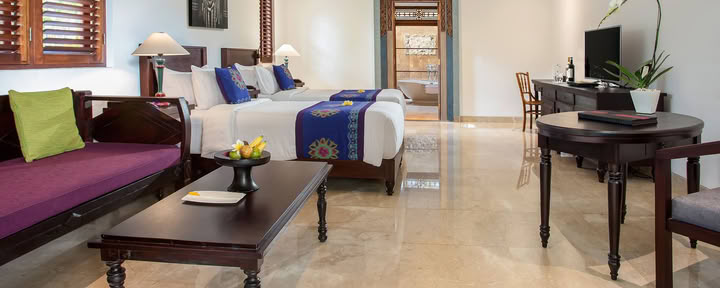 Suite Real con Vista al Jardín