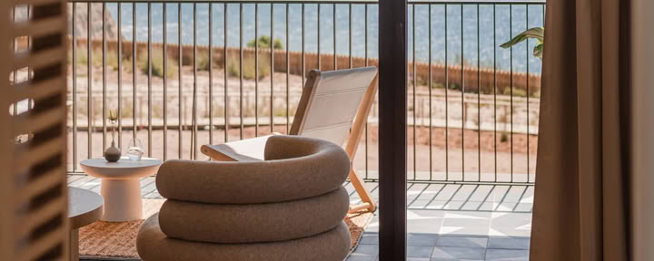 Master Suite with Panoramic Ocean View
